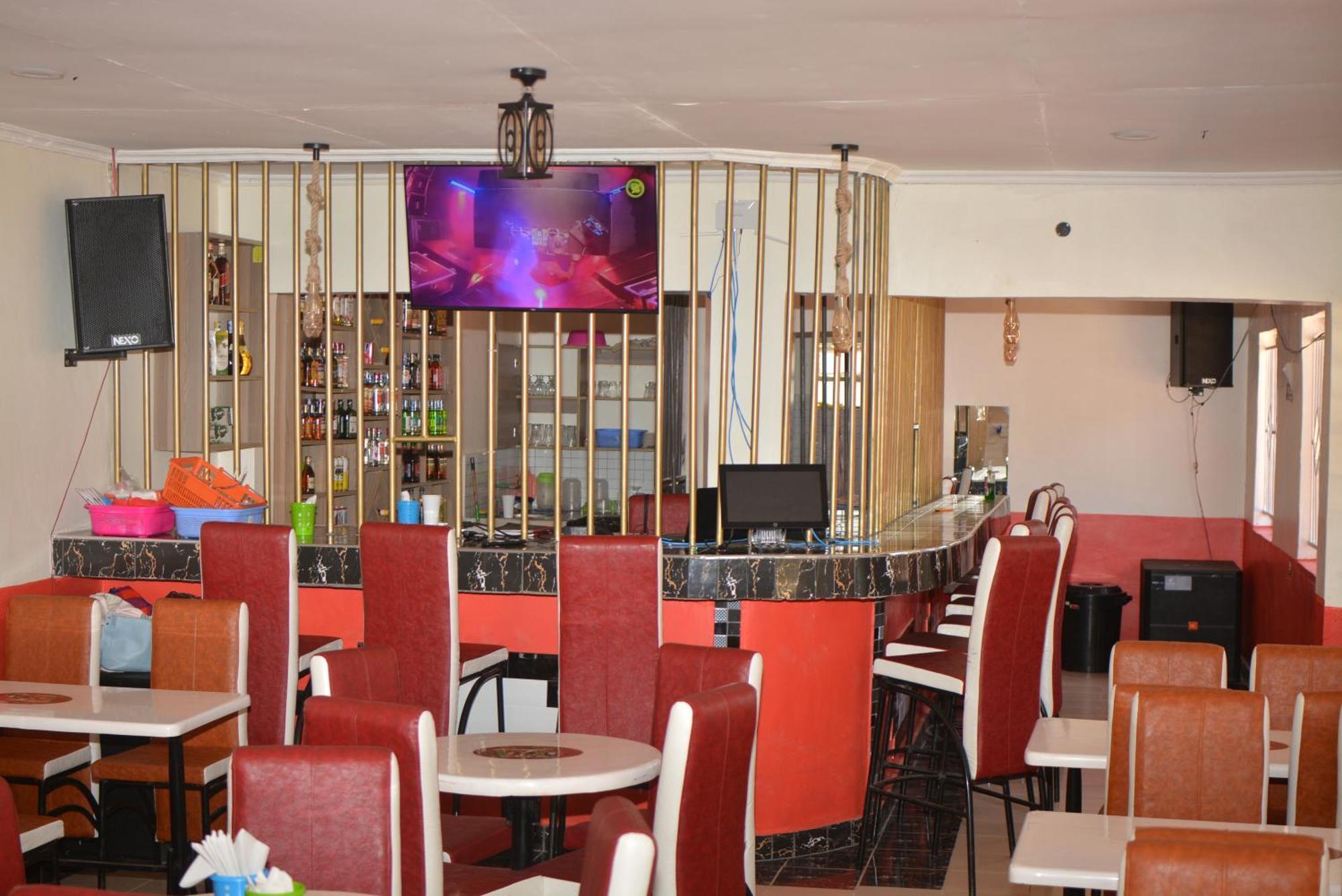 Kakamega The Farm Bar And Restaurant酒店 外观 照片